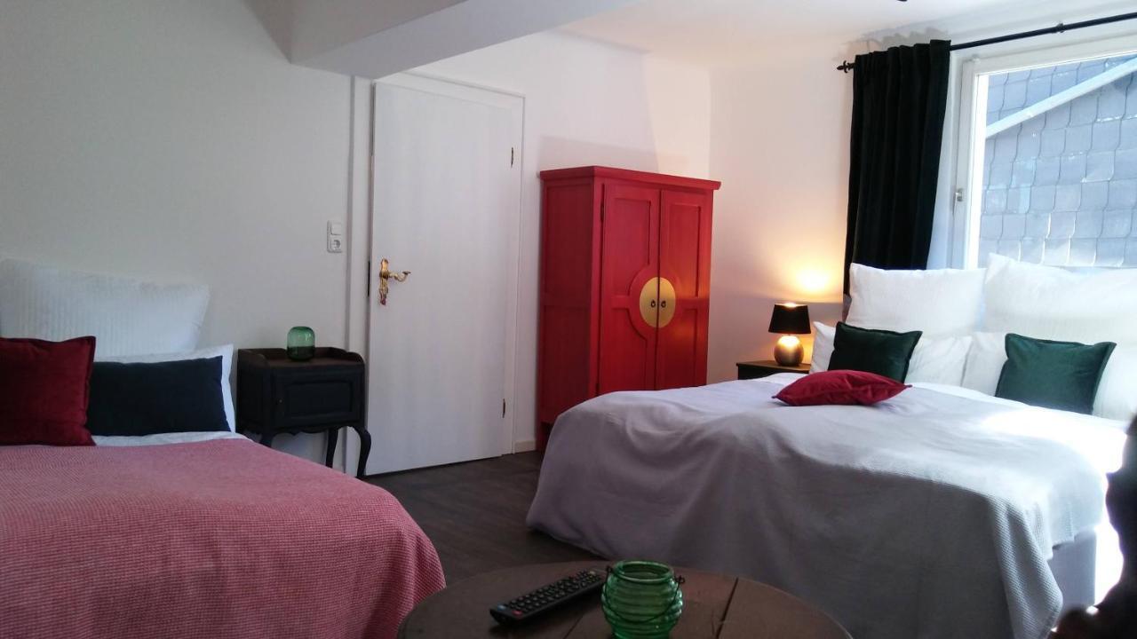 Manoir -1654- Historisch Schlafen In Monschaus Altstadt エクステリア 写真